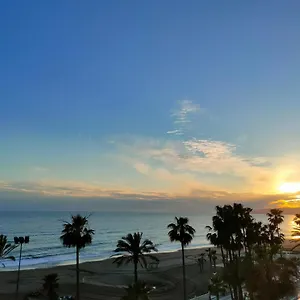 A La Orilla Del Mediterráneo , Torrox España
